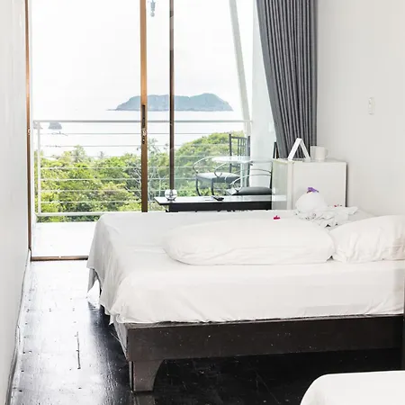 El Faro Containers Beach Hotel Manuel Antonio Exterior photo
