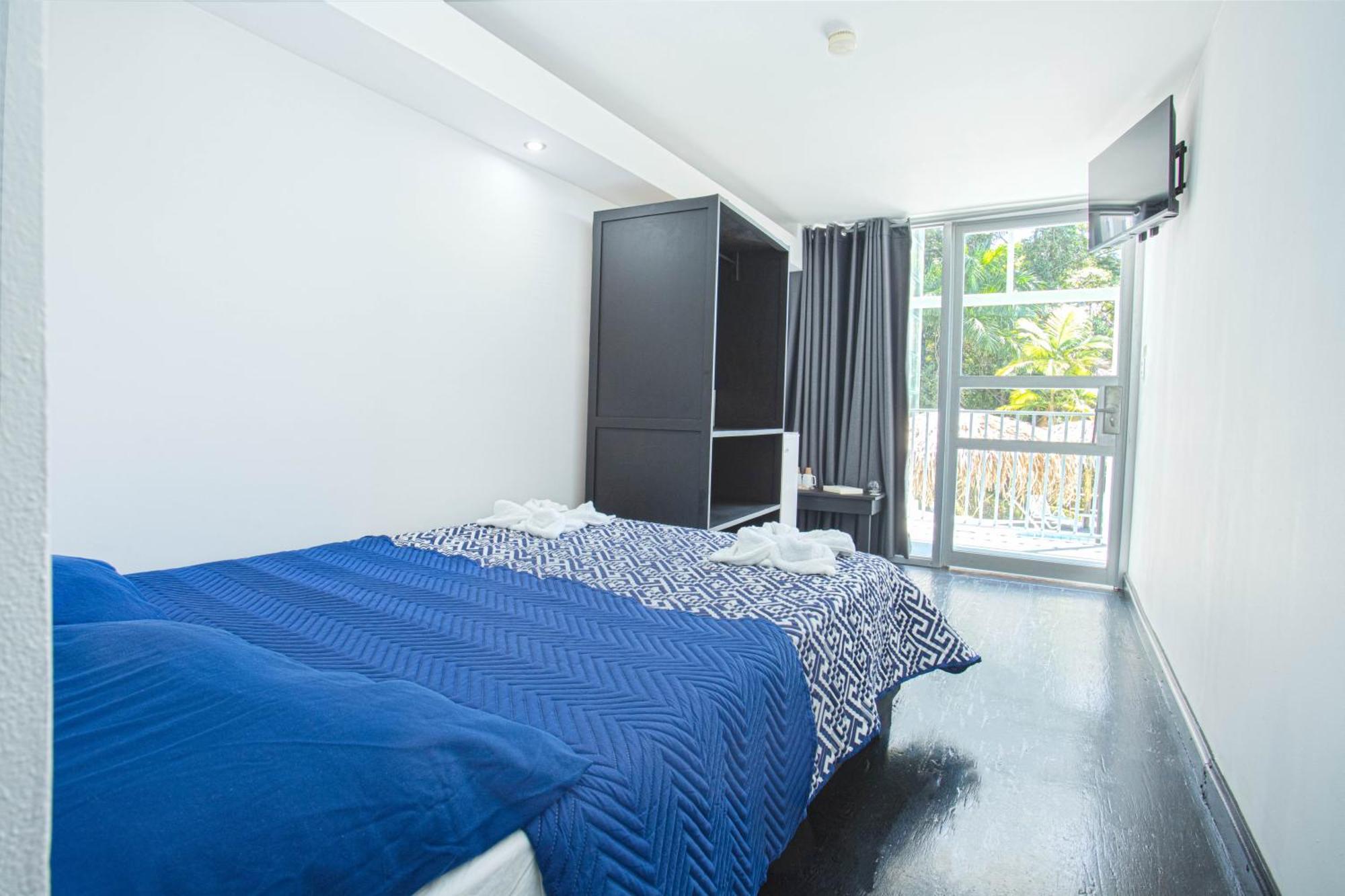El Faro Hotel 3*